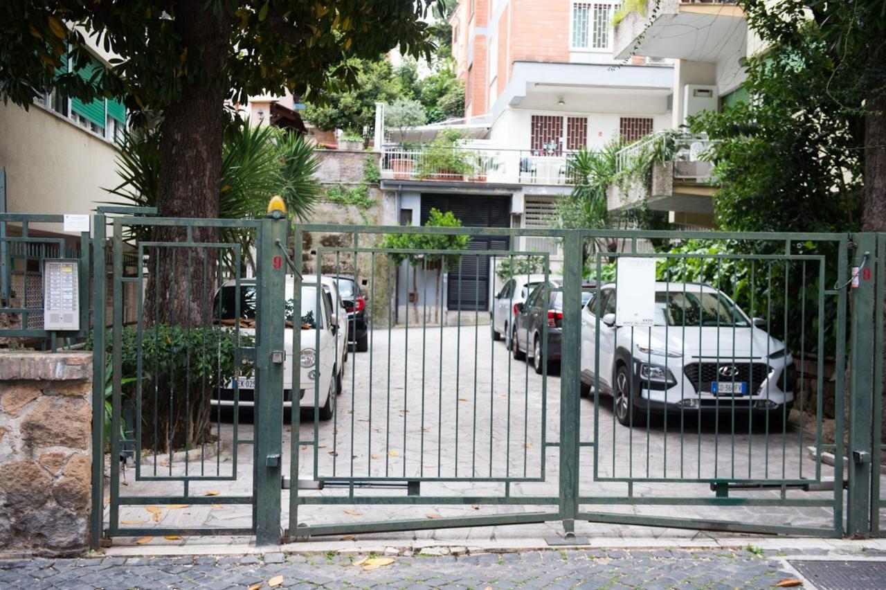 Le Terrazze Del Duca San Pietro Guesthouse Rome Exterior photo